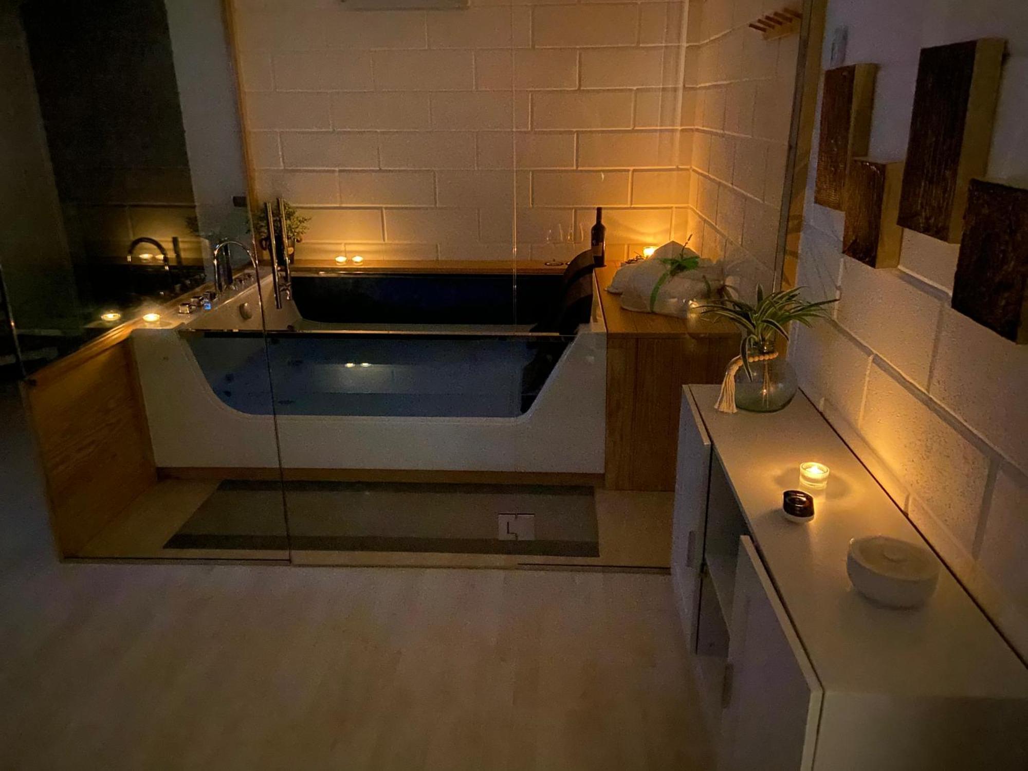 Gilu' Bed and Breakfast Adelfia Exteriör bild